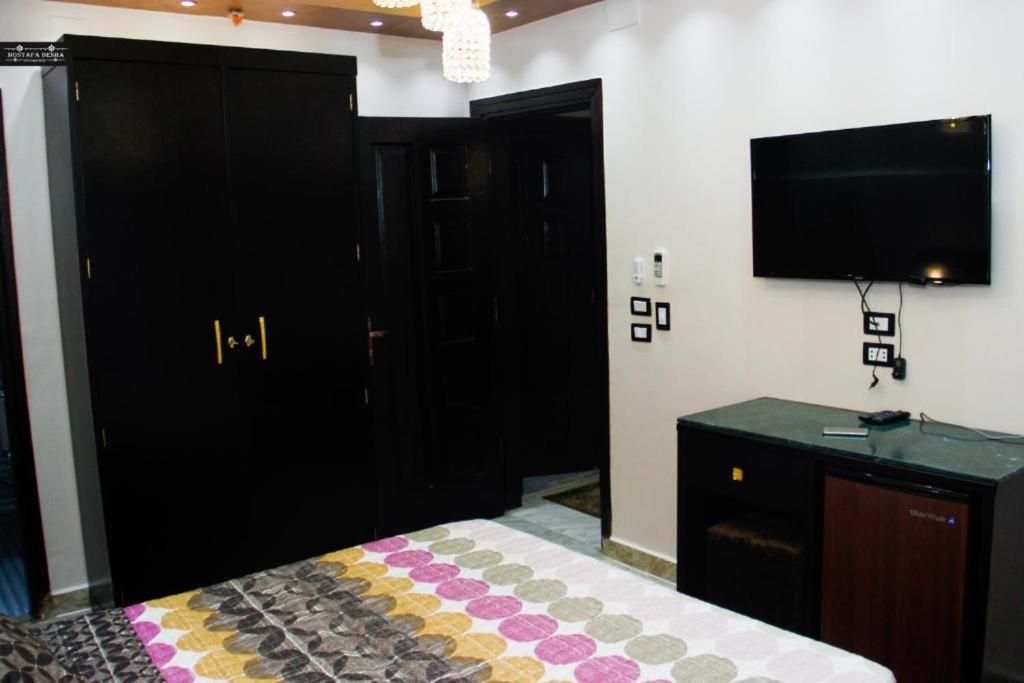 Aswan Plaza - Share Apartment Esterno foto